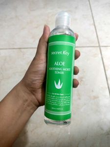 Secret Key Aloe Soothing Moist Toner