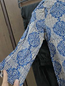 Blue Patterned Kurti with balloons pants