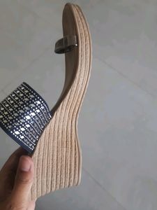 Sandal