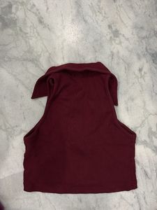 Chic Sleeveless Collared Ribbed Crop Top