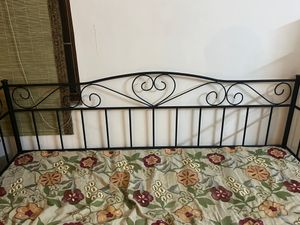 BLACK METAL SOFA, WITHOUT MATTRESS