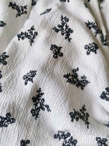 Cute korean style top