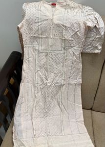 Elegant White Chikankari Kurta