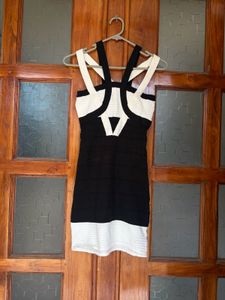 Chic Black &amp; White Mini Dress
