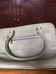 Stylish sea green Handbag