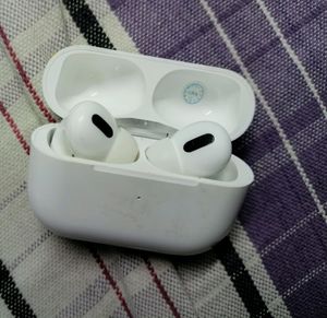 airpods copy dnt knw wrkng r not,no chrgr i hve