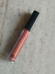 Pilgrim Matte Me Up Lipstick - Peachy Nude