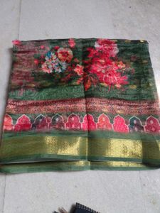 Elegant Green Floral Silk Blend Dupatta with Golde
