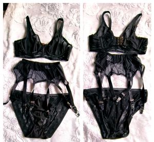 black Victoria secret lingeri set