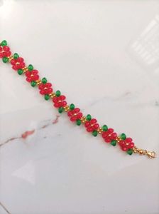 Charming Red & Green Beaded Bracelet