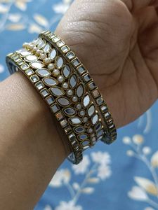 6 Metallic Mirror & Pearl Bangle Set 2 Pair