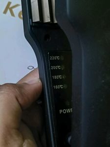Kemei Professional Hair Straightener