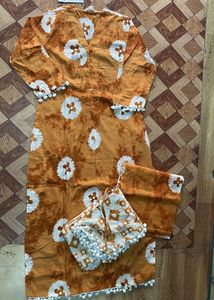 Orange Tie-Dye Kurta Set with Pom-Pom Trim