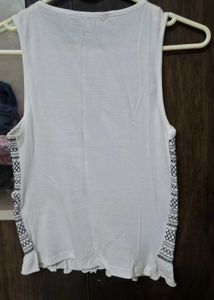 Cute White sleeveless top