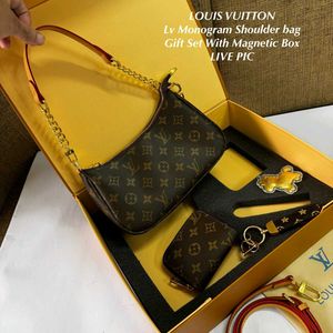 LOUIS Vuitton combo