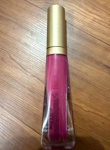 Too Faced Melted Matte Lipstick