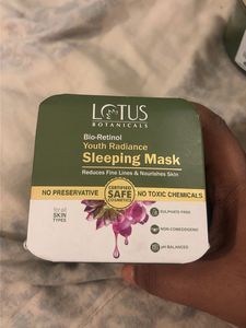Lotus Botanicals Detan  + Sleeping  + Face packs