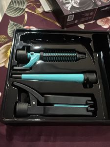 Havells 5-in-1 Multi-Styling Kit