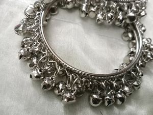Combo Neck Chain With Bangles