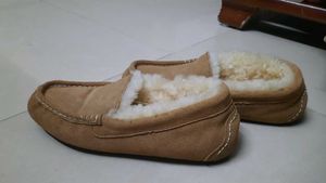 Ugg Koolaburra Women's W Lezly Tan Hard Sole Slipp