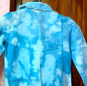 Stylish Tie-Dye Denim Jacket