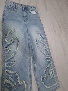 Distressed Wide Leg Jeans