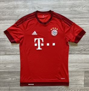 ❤️ BAYERN MUNCHEN × ADIDAS | 2015–16 HOME JERSEY