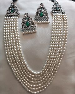 New Arrivals ❤️ Beautiful Pearl Long Neckpeice With Earrings 👌👌👌 TOTALLY NEW ❤️ 💯