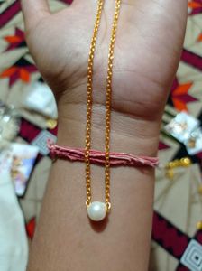 Gold Chain Necklace with Pearl