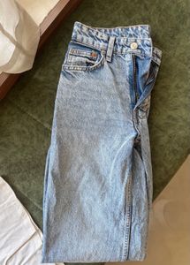 Light Wash Denim straight fit Jeans