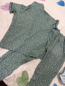 Clovia Polka Dots Green Pajama Set