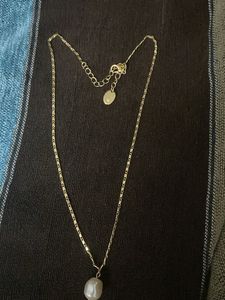 Pearl Pendant Necklace