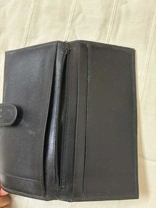 Black Leather Bifold Wallet