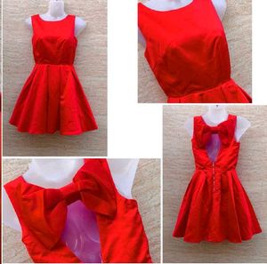 Elegant Red Sleeveless Fit and Flare Dress