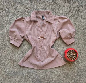 Korean Puffed Sleeve Top