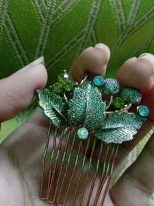 Sparkling Leaf Hair Comb