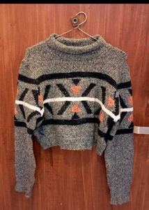Cropped Geometric Pattern Turtleneck Sweater