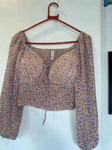 Chic Floral Print Crop Top