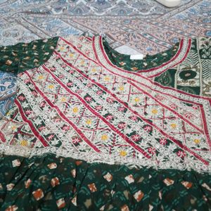 Elegant Green Printed Kurta with Dupatta