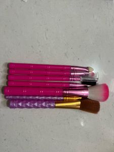 unused Pink Makeup Brush Set