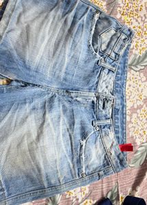 Light Wash Distressed Denim shorts