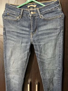 Levi’s Jeans- 28