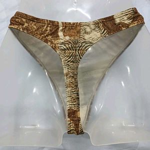 ⚛️ Brown Animal Print Thong Panty