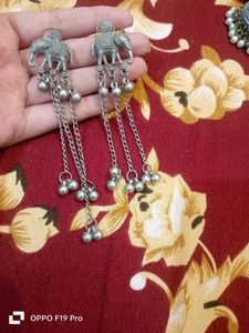 5 earrings &amp; 1 ring