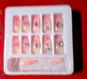 Chic Press-On Nails Set