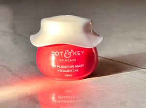 👄DOT&KEY LIP PLUMPING MASK😍Lingonberry Flavour