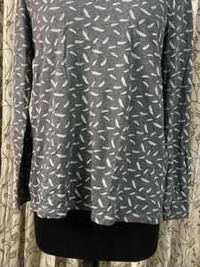 Gray Feather Print Long Sleeve Top