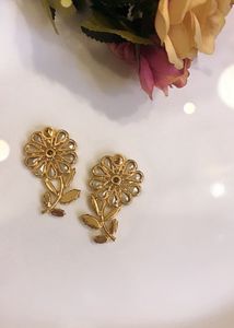 New Exquisite Crystal Flower Earrings