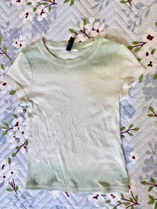H&M Cute Ombre Ribbed T-Shirt