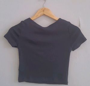 H&amp;M crop top